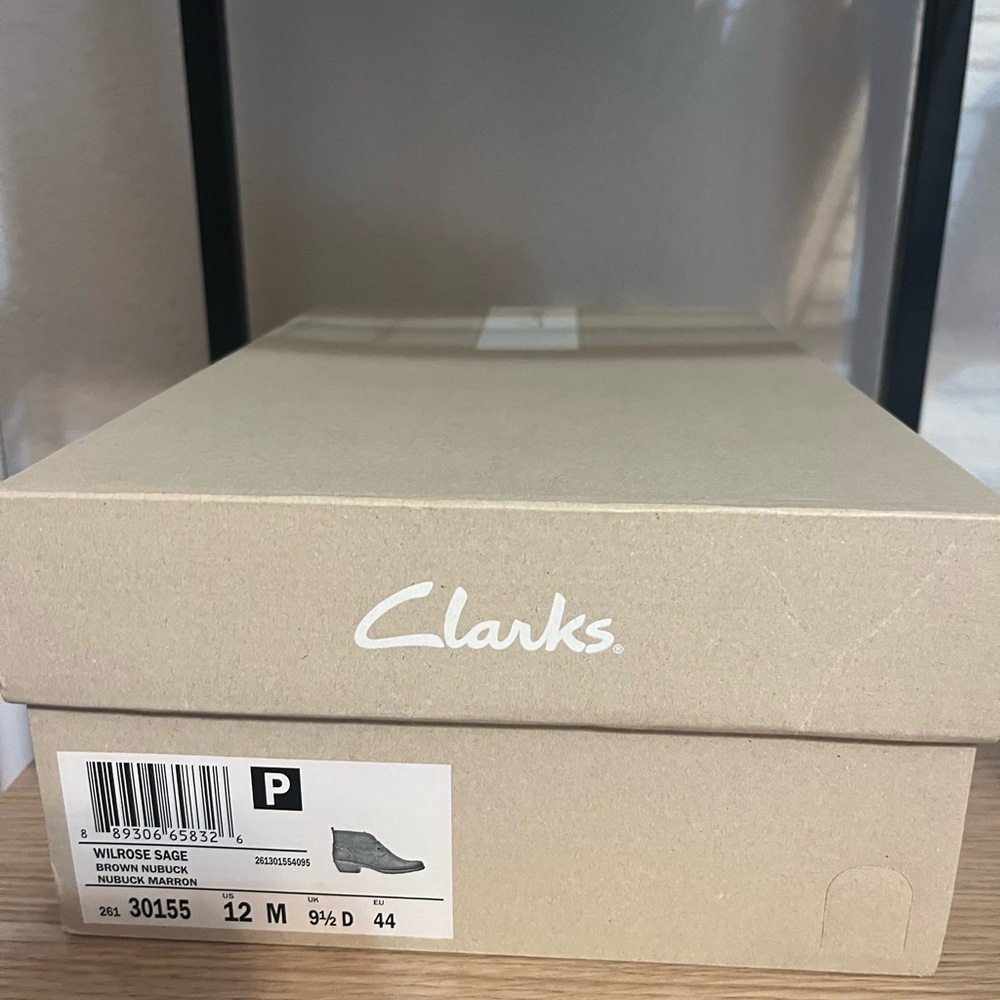Clark’s New In Box Size 12 Boot - image 2